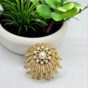Vintage Gold Tone Pearl Brooch Signed Art